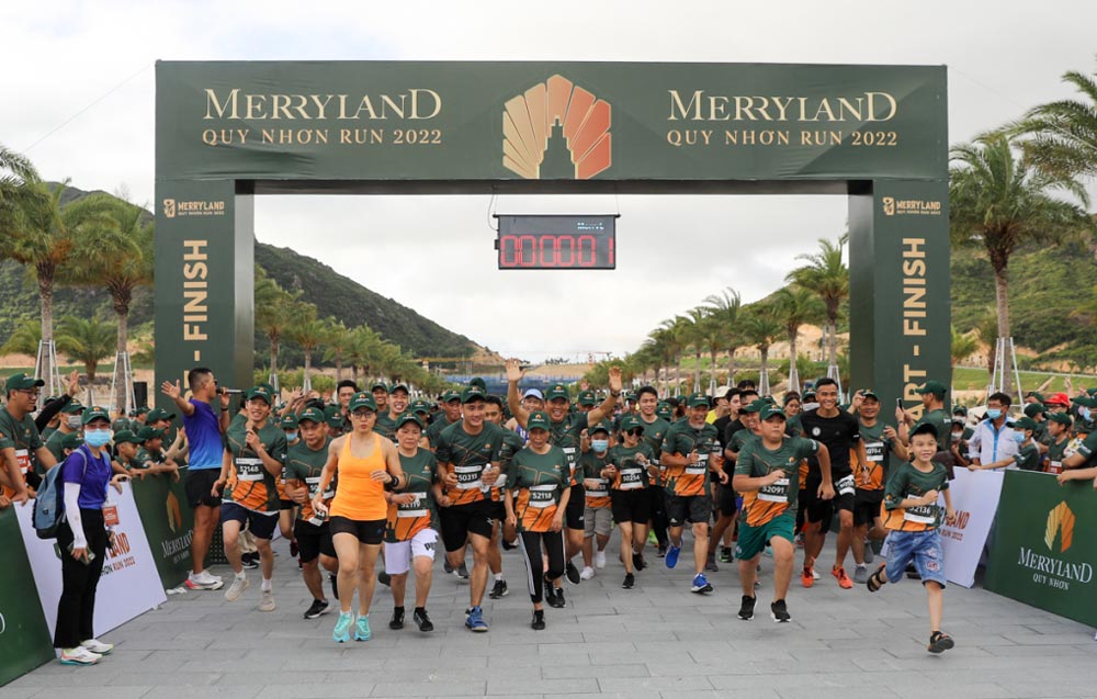 2.500 runner chinh phục đường chạy MerryLand Quy Nhơn Run