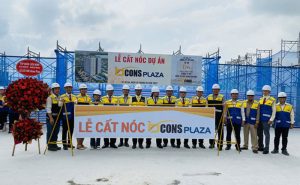 bcons plaza cất nóc