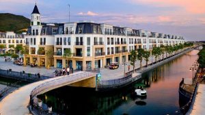 Bizhouse MerryLand trải nghiệm trên bến dưới thuyền