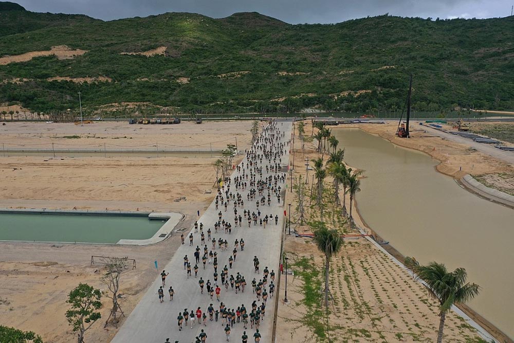 2.500 runner chinh phục đường chạy MerryLand Quy Nhơn Run