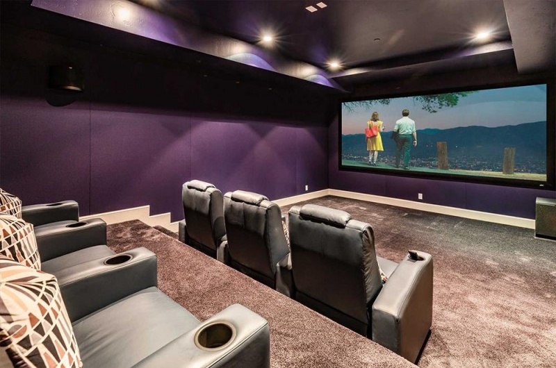 Siêu biệt thự tại Hollywood Hills rộng trên 660m2 của Rihanna